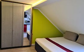 Helles Apartment In Berlin-Mariendorf